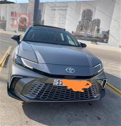 تۆیۆتا کامری